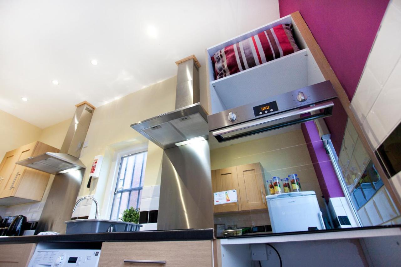 Emporium Apartments - Nottingham City Centre - Your Own Apartment With 3 Bathrooms And Full Kitchen Opposite Victoria Centre Shopping Centre - Cook As You Would At Home - Outdoor Parking For Cars Or Vans At Five Pounds A Day 외부 사진